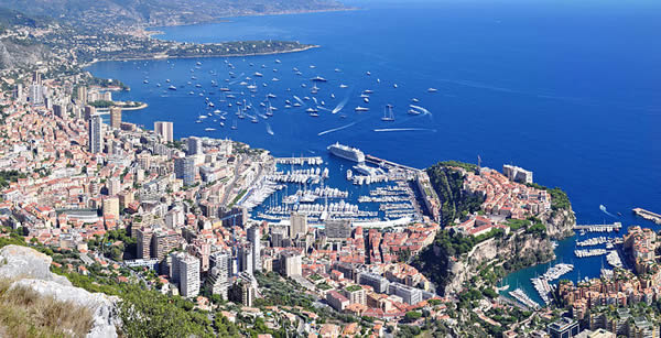 Découvrez Monaco en bateau Yacht depuis la mer
