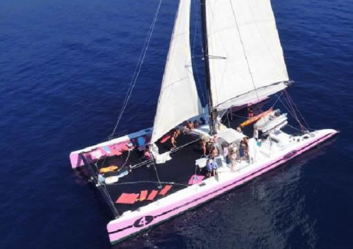 Location de catamaran pour vos événement nautique, enterrement de vie de jeune fille, anniversaire 